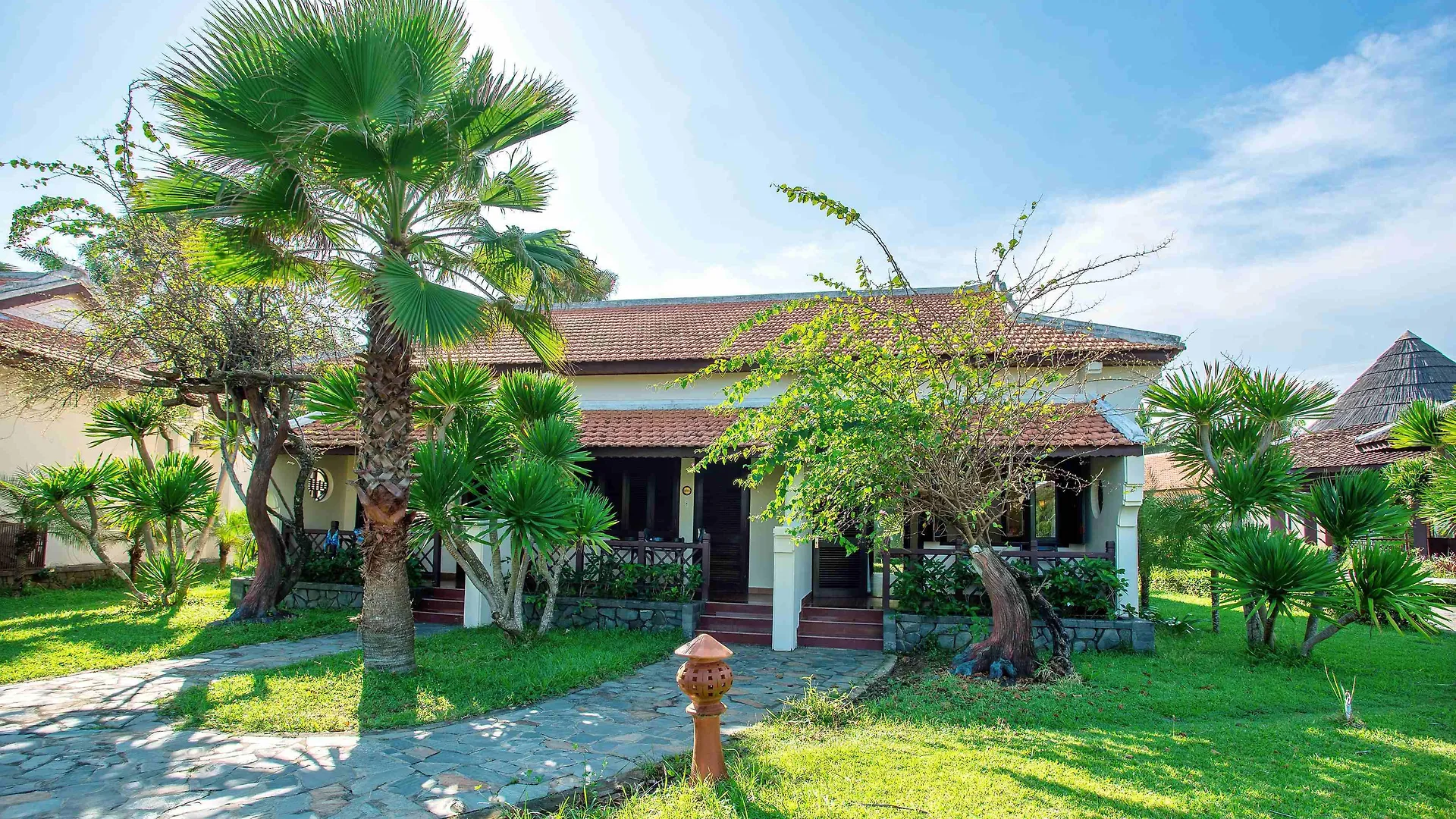 Tropical Beach Hoi An Resort