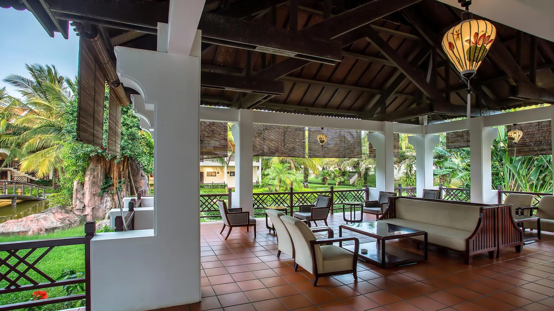 ****  Tropical Beach Hoi An Resort Vietnam